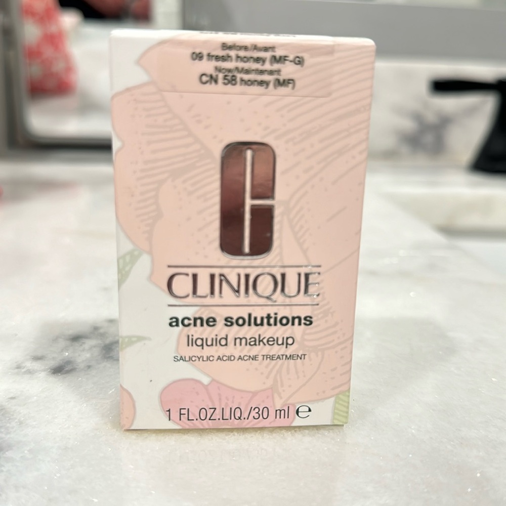 Clinique Acne Solutions Liquid Makeup Foundation